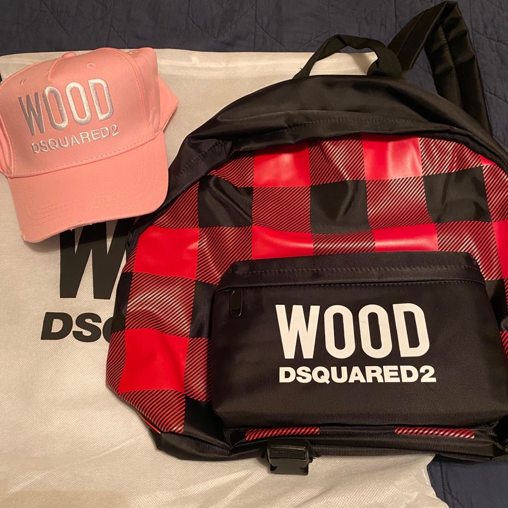 Wood by DSQUARED2 Backpack/Baseball Cap